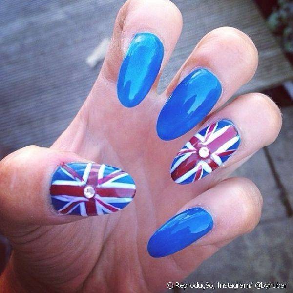 A bandeira da Inglaterra inspirou esta nail art